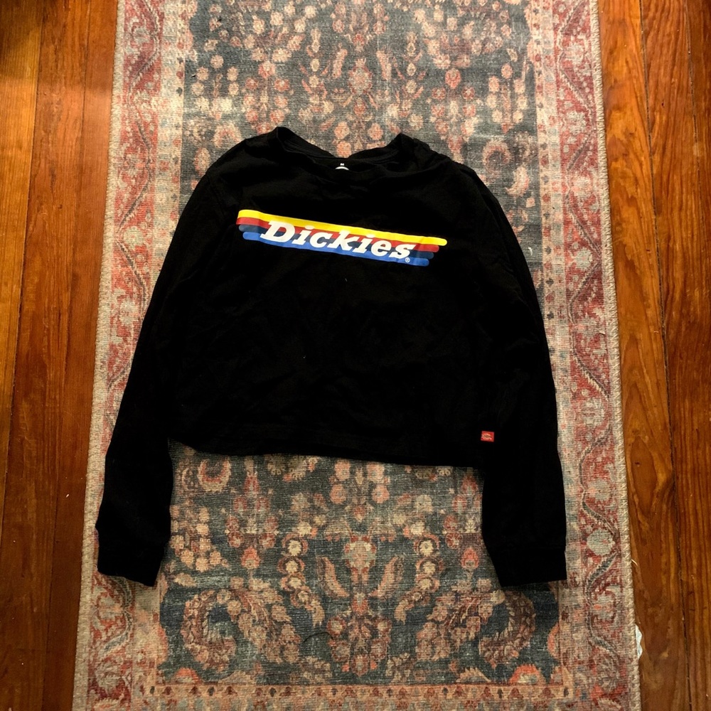 Dickies long sleeved crop tee. Size M, fits small